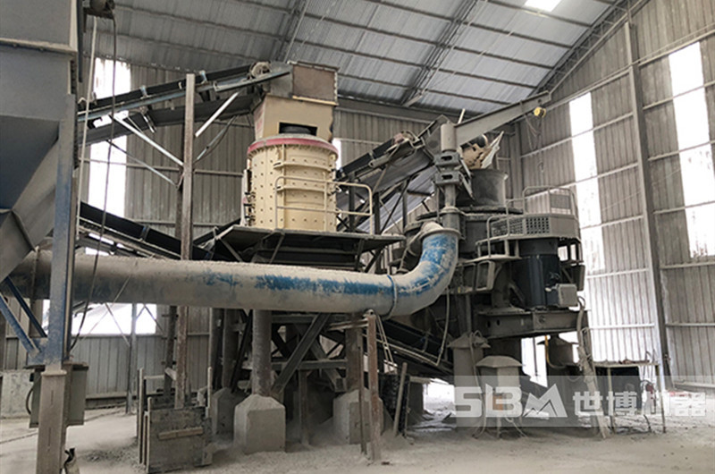 立軸破碎機(jī)現(xiàn)場(chǎng)圖