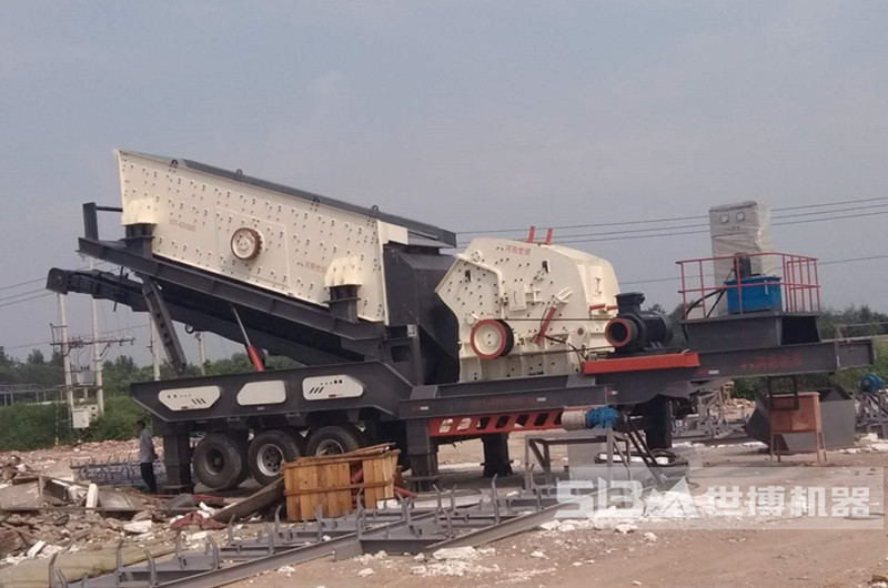 移動碎石機(jī)，移動板材廢料碎石機(jī)