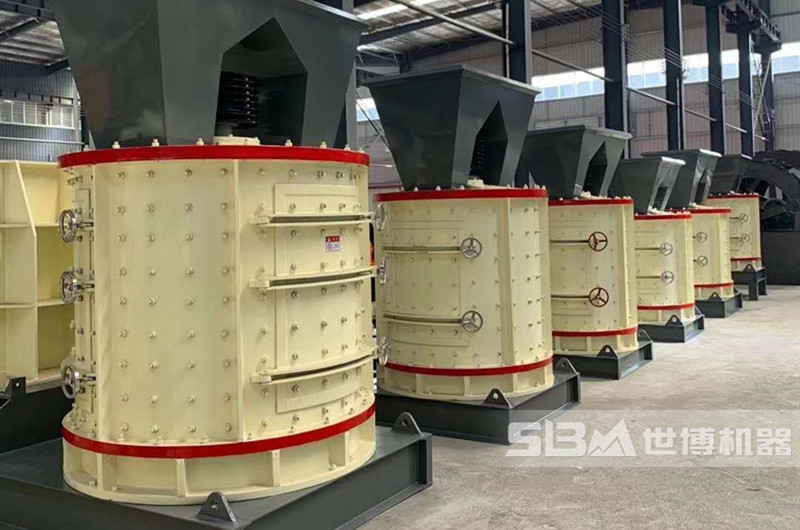 河南世博破碎機(jī)廠家生產(chǎn)的高濕物料破碎機(jī)