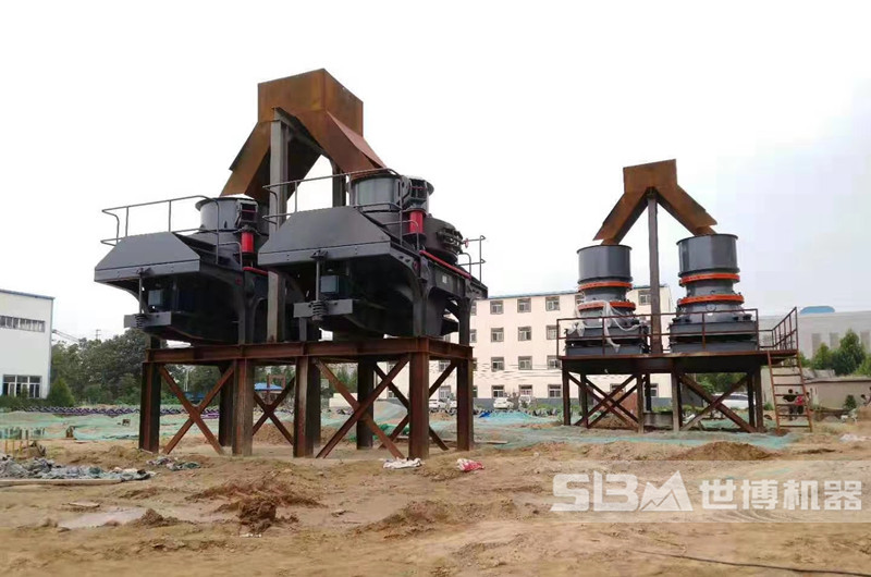 大型單缸液壓圓錐破碎機現(xiàn)場圖