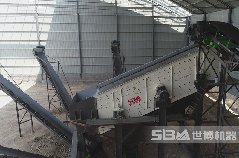 圓式振動(dòng)篩，多層篩網(wǎng)可出多種規(guī)格成品料