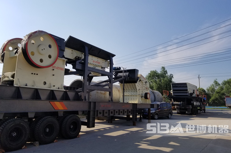 移動(dòng)式破碎機(jī)