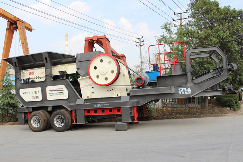 顎式移動(dòng)破碎站，移動(dòng)破碎喂料一體機(jī)
