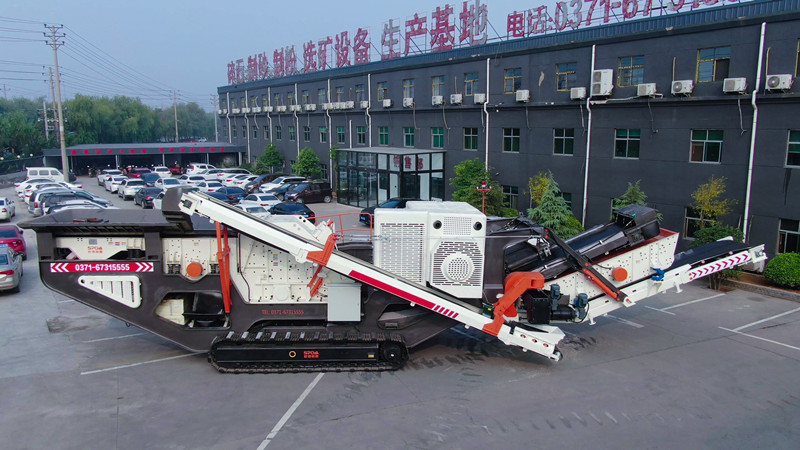 大型履帶移動反擊破碎石機(jī)