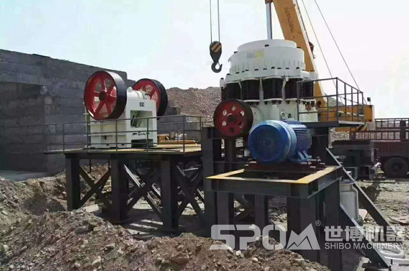 打道軌石子設(shè)備顎破、圓錐破安裝現(xiàn)場(chǎng)