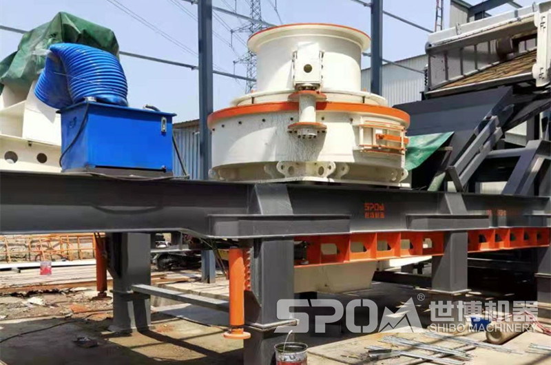 世博客戶移動沙場機(jī)器設(shè)備現(xiàn)場