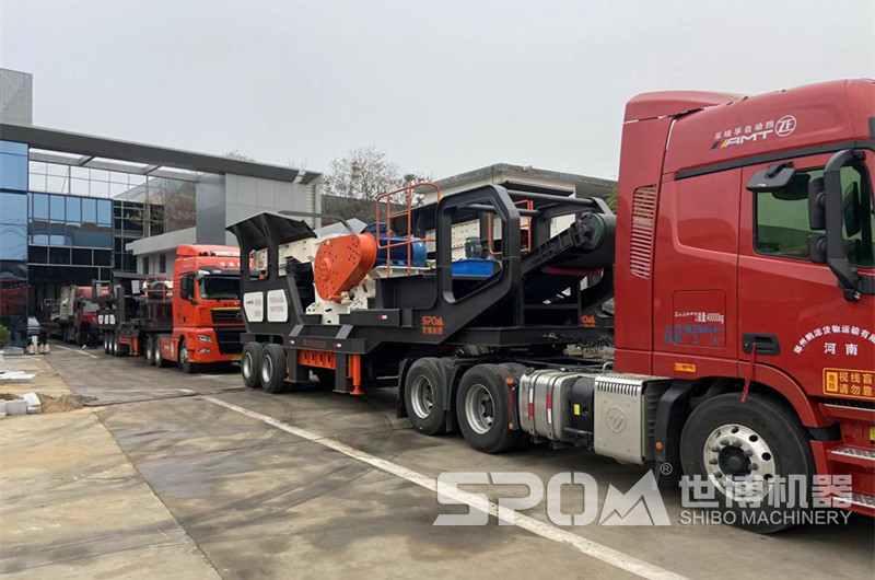 半移動式破碎站，需要車頭牽引