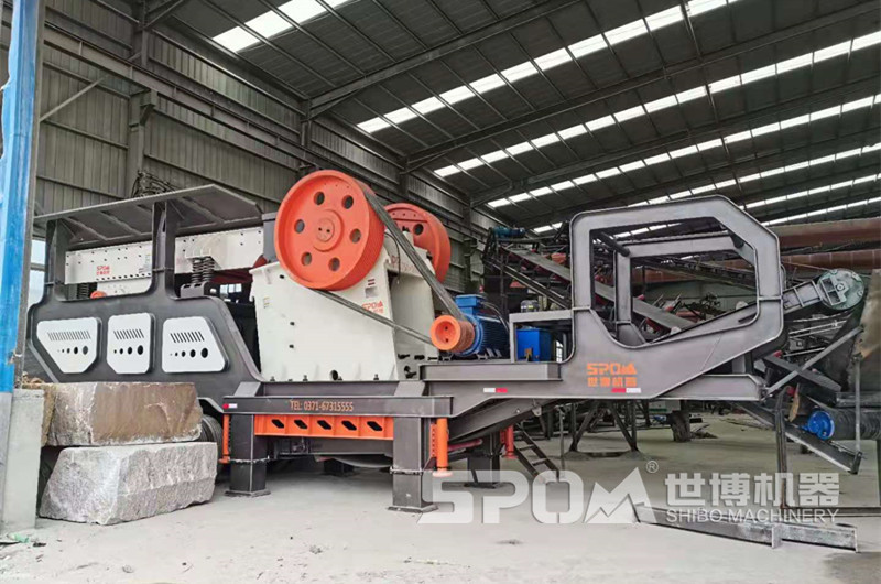 時產(chǎn)500噸輪胎式粗破移動破碎站