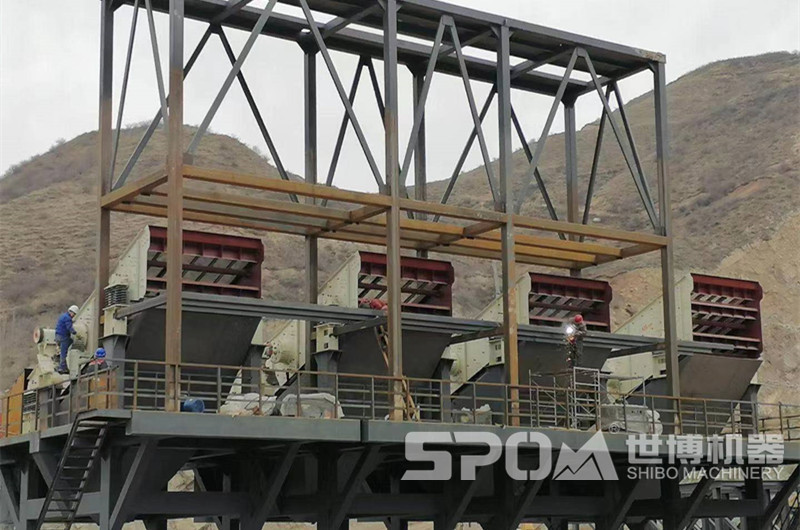 多臺振動篩并用，產(chǎn)量更高效率更高